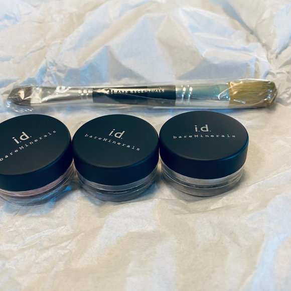 bareMinerals 4 pc set with 2 loose powder eye colors, brush, all over color NIB - Picture 2 of 6